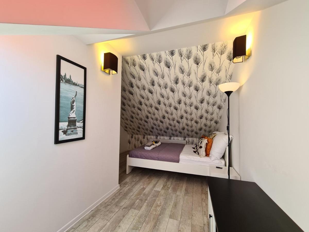Lux Modern